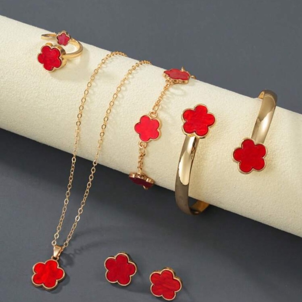 Elegant Red Flower Jewelry Set